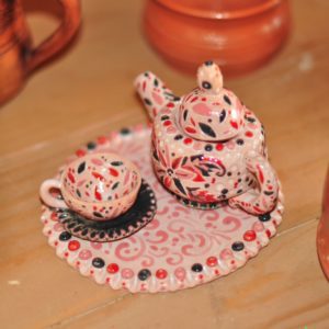 Сувениры-фигурки из глины ручной работы
